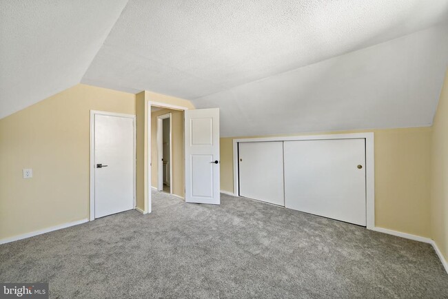 Building Photo - 508 Burgess St