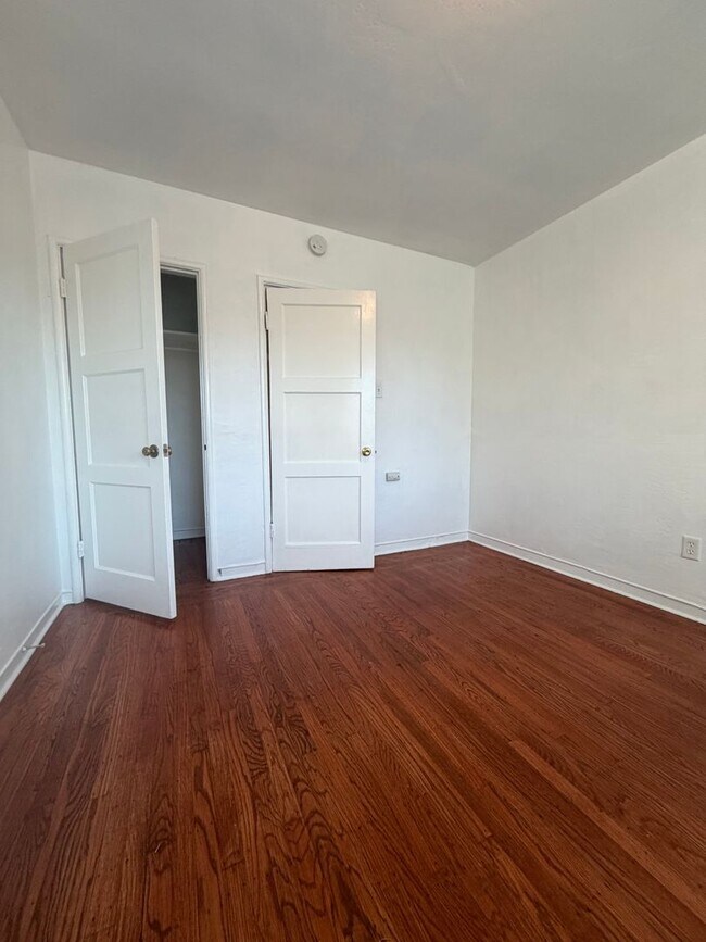 Building Photo - 1602 Ashby Ave