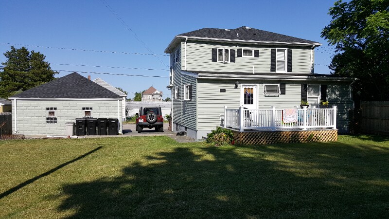 Building Photo - 31 Buttonwood Rd