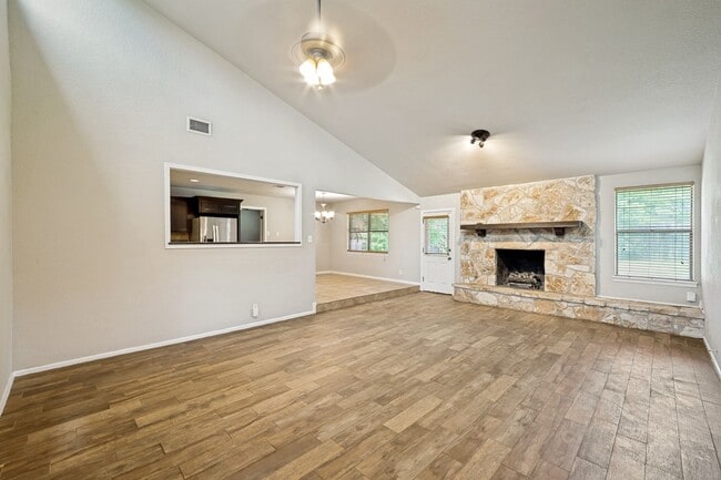 Building Photo - 16115 Wolf Creek St