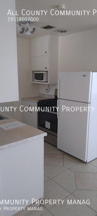 Building Photo - 61465 Alta Vista Dr