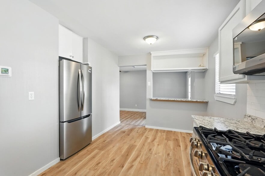 Building Photo - 5107 Durango Dr