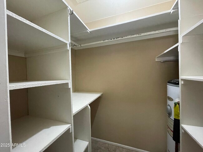 Building Photo - 37217 N Conestoga Trail