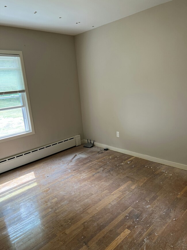 Building Photo - 816 N Monroe St