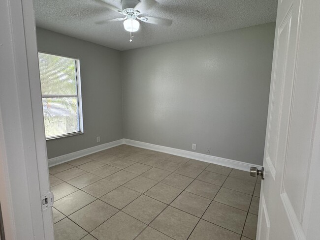Building Photo - 1601 Windorah Way
