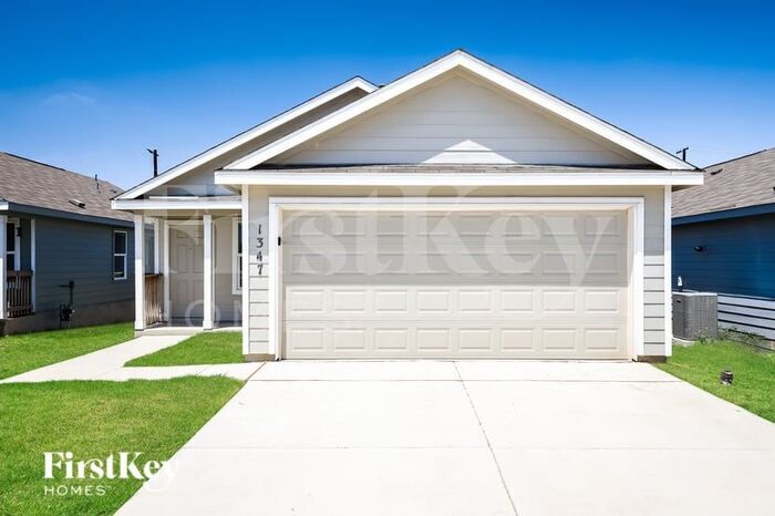 Building Photo - 1347 White Willow