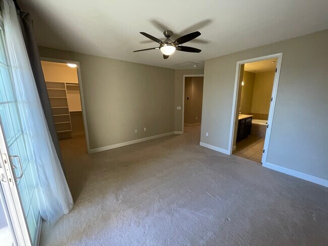Building Photo - 3610 Capoterra Way