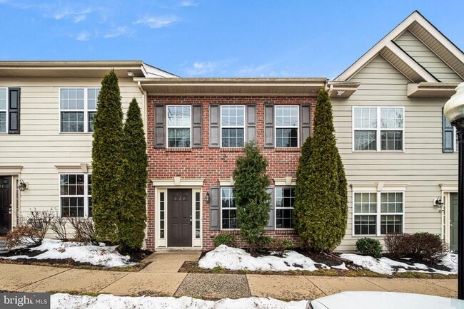 Building Photo - 222 South St