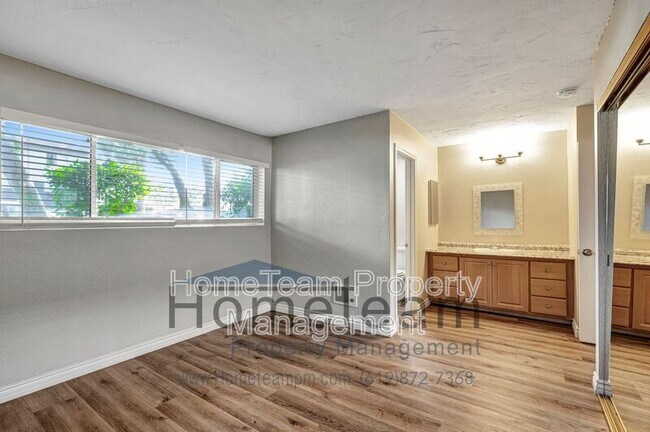 Building Photo - 7954 Mission Center Ct