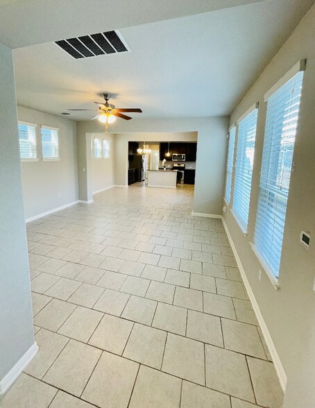 Building Photo - 5920 Corrine Ln