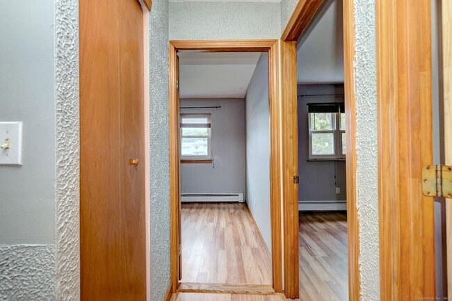 Building Photo - 55 Lantern Park Dr