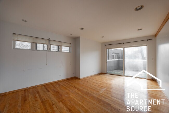 Building Photo - 1049 N Winchester Ave