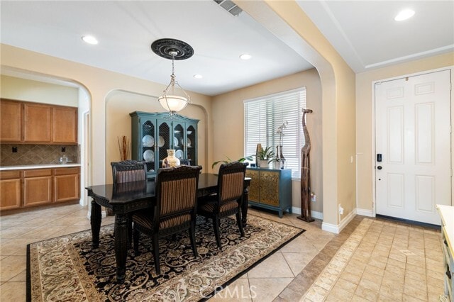 Building Photo - 35258 Hogan Dr