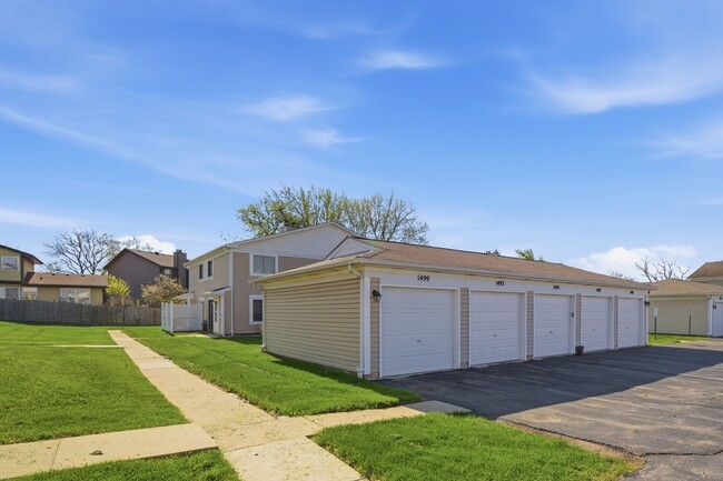Building Photo - 1495 Cornell Ct