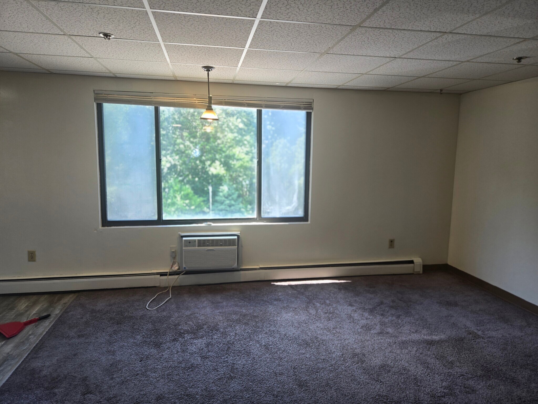 Building Photo - 90 Sutton St