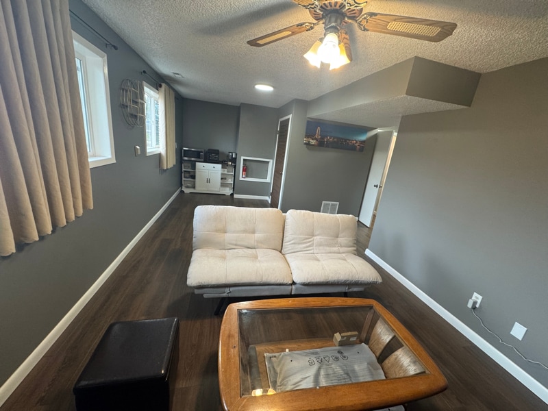 Building Photo - 14422 NE Shaver St