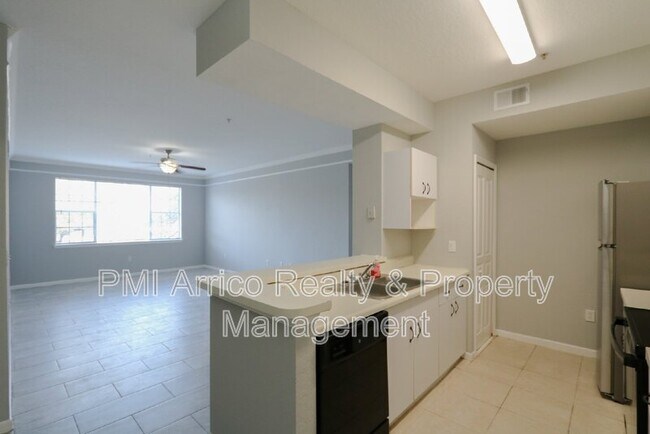 Building Photo - 17101 Carrington Park Dr
