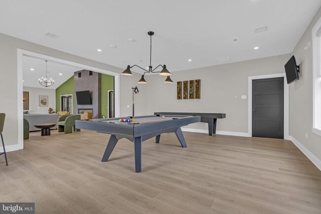 Building Photo - 219 Snow Ln