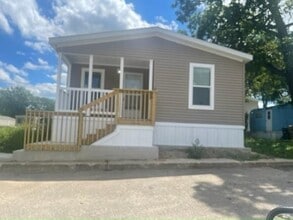 Building Photo - 232 Cardinal Ln