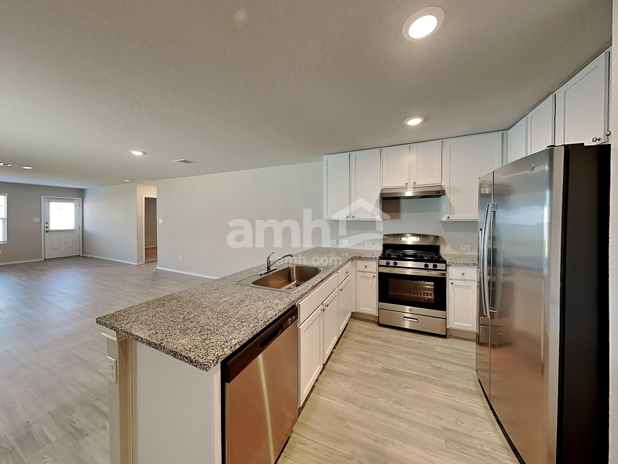 Building Photo - 10419 Varmus Dr