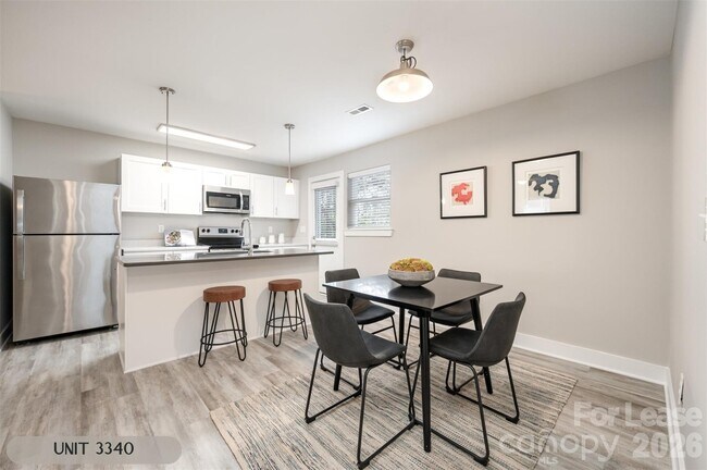 Building Photo - 3340 Washburn Ave