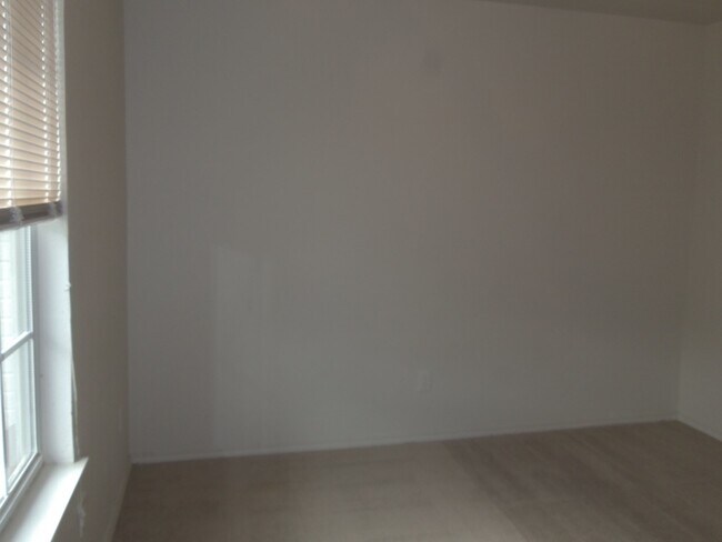 Building Photo - 1608 Inca Dr