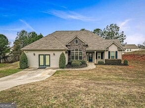 Building Photo - 263 Forrest Dr