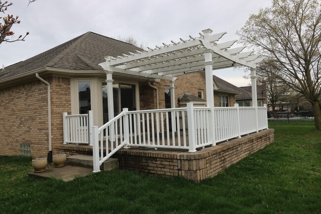 Building Photo - 21391 Marina Cir