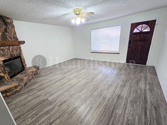 Building Photo - 1219 Gemini Cir