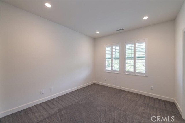 Building Photo - 101 Windswept