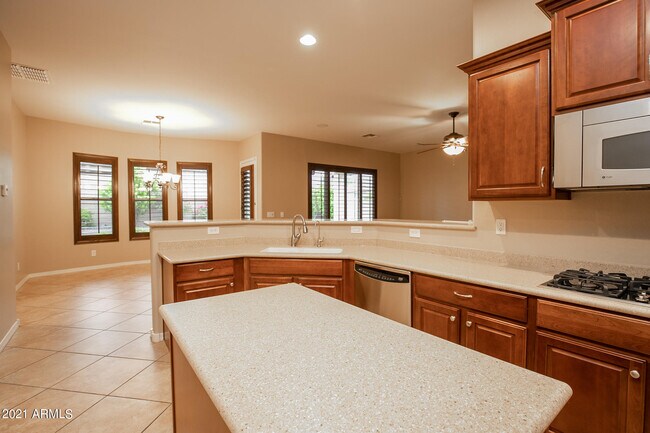 Building Photo - 5528 W Alyssa Ln