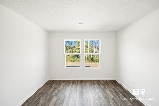 Building Photo - 21750 Sutherland Cir
