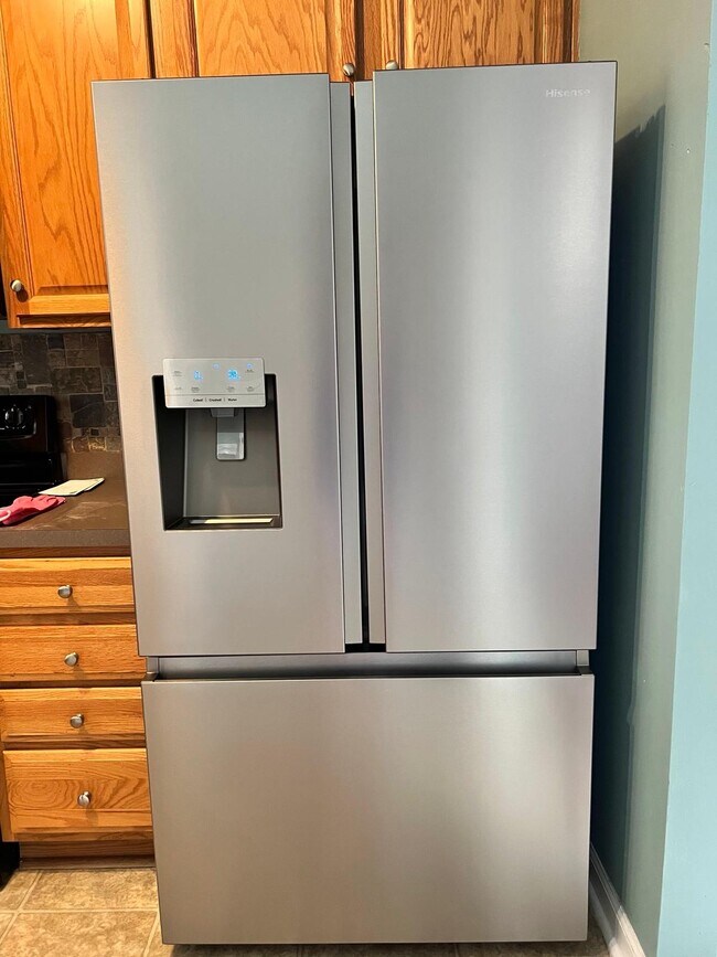 Building Photo - 4 Maravista Ave