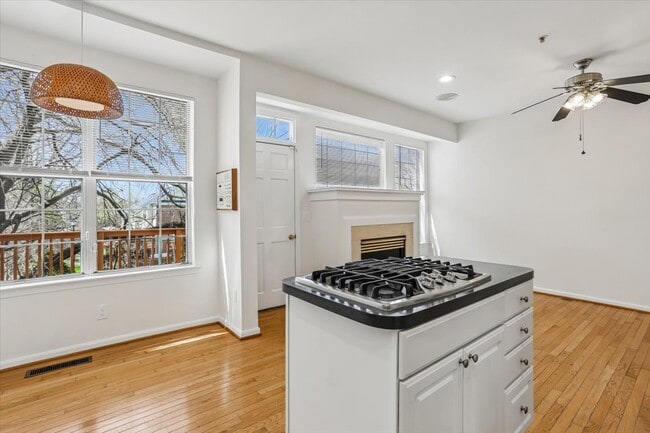 Building Photo - 14104 Parker Farm Way