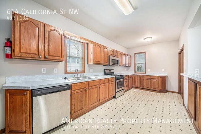 Building Photo - 614 California St NW