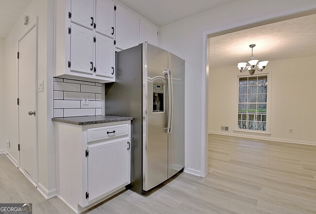 Building Photo - 716 Ebenezer Rd