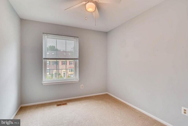 Building Photo - 3 Meadow Run Ct