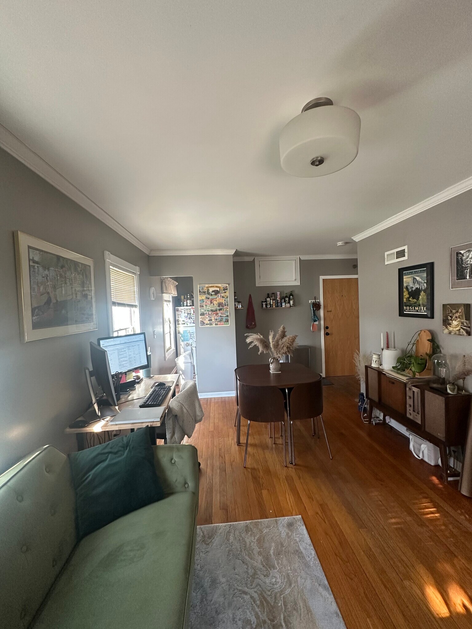 living area - 310 W Lakeside St