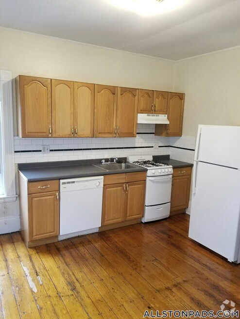 Building Photo - 23 N Beacon St