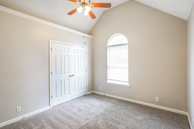 Building Photo - 4229 Nandina Ct