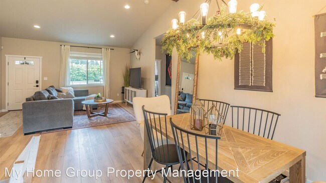 Building Photo - 3 br, 2 bath House - 35806 60th Ave S