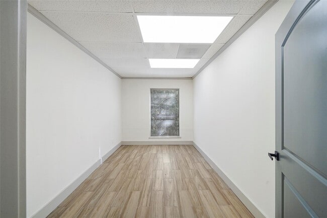 Building Photo - 3010 Winding Way