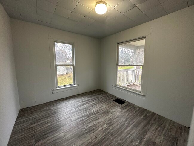 Building Photo - 1905 Griggs-