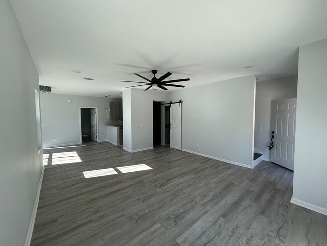 Building Photo - 2022 Trimble Rd