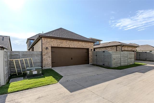 Building Photo - 829 Parkside Dr