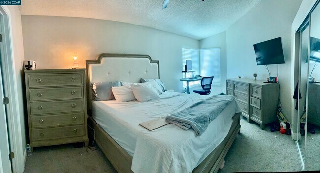 Building Photo - 2405 Brazil Ct