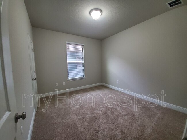 Building Photo - 5354 Woodlet Ct