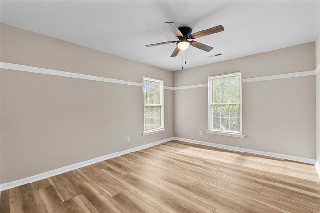 Building Photo - Coming Soon! Single Story Rental in Jamestown's Colony Park!