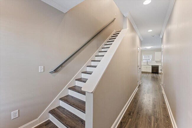 Building Photo - 7031 Hidden Ridge Wy