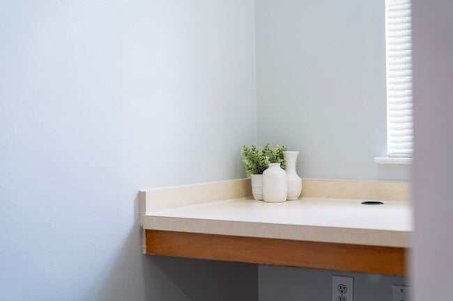 Building Photo - Lifestyle in Villanova at Hunter's Creek- ...